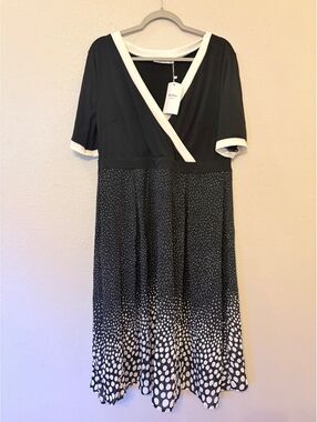 Nextmia Dress